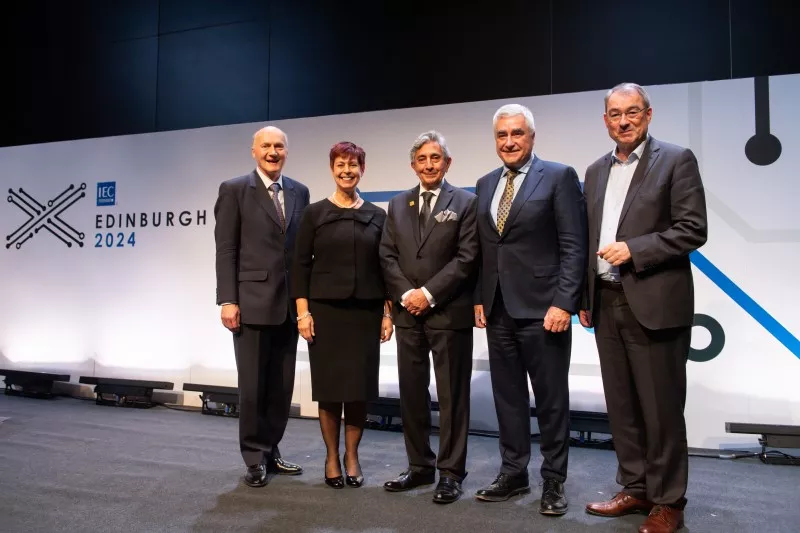 Scott Steedman, BSI Director-General, Standards; Chantal Guay, SCC CEO; Elias Ghannoum, Lord Kelvin Award recipient; Colin Clark, President, Canadian National Committee of the IEC; and IEC President Jo Cops.